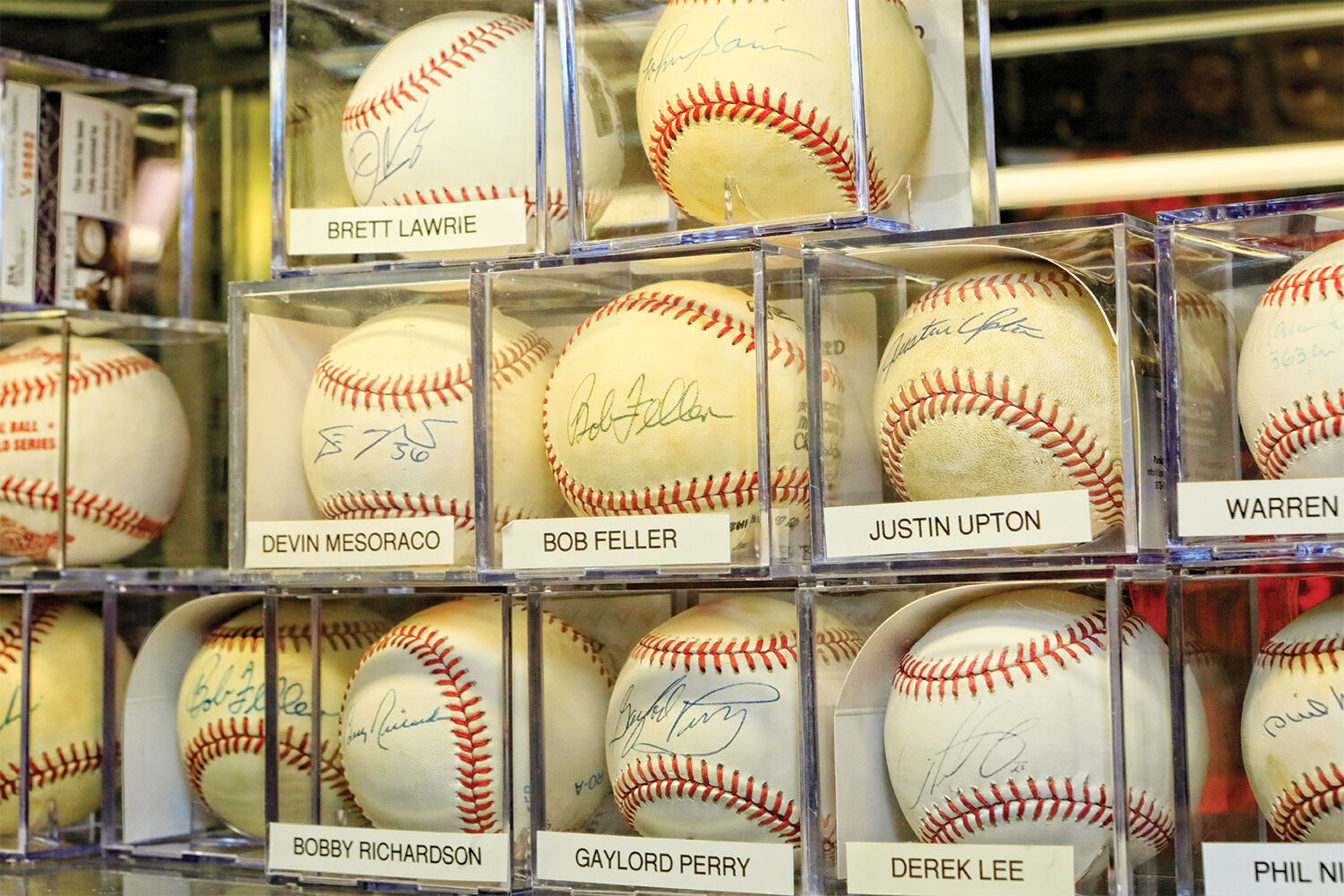 kcDec20-Bases-Loaded06.jpg